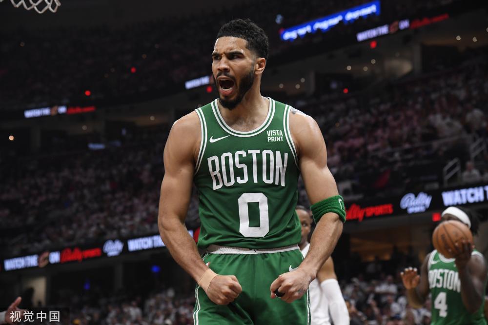 总能展现出 总能展现出