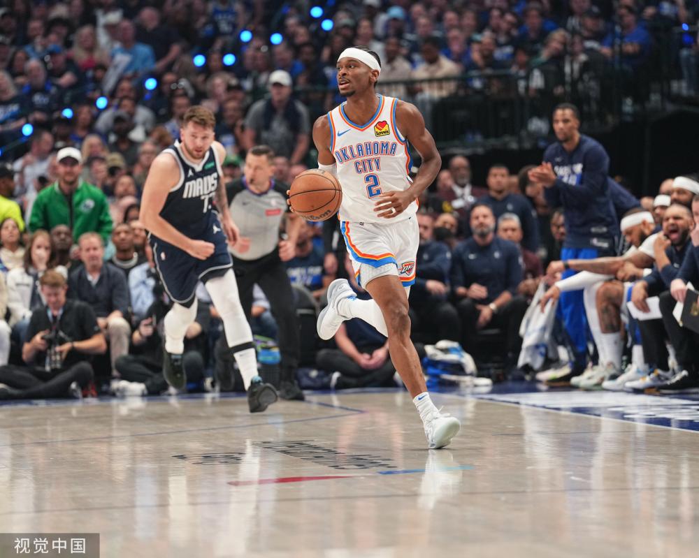 他则承担起 他则承担起