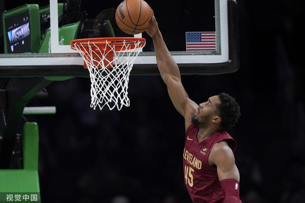 让人质疑他 让人质疑他