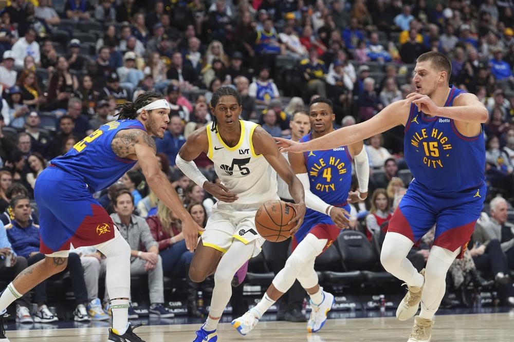 巴尔韦德：下半场我们攻不上去了，巴萨压制了我们